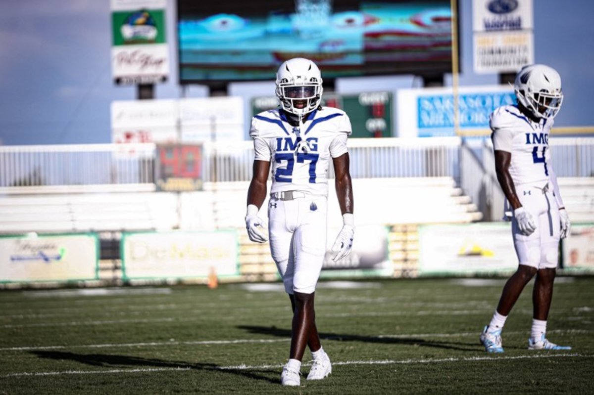 IMG cornerback Jarvis Lee decommits from the Virginia football program.